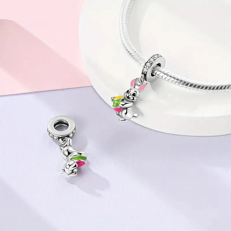 Charm Conejito Alegre