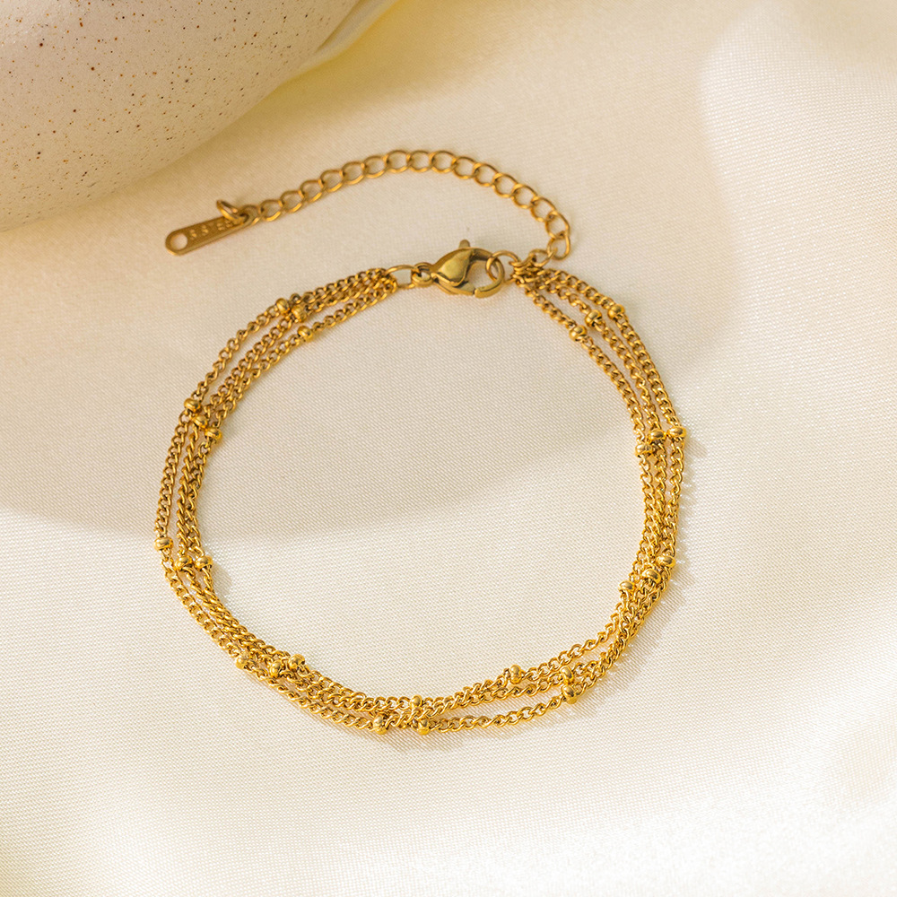 Brazalete Triple Cadena Delgada Dorada