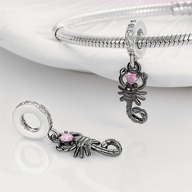 Charm Alacran "Corazon Rosa"