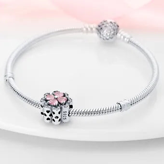 Charm de Flor Diamantada