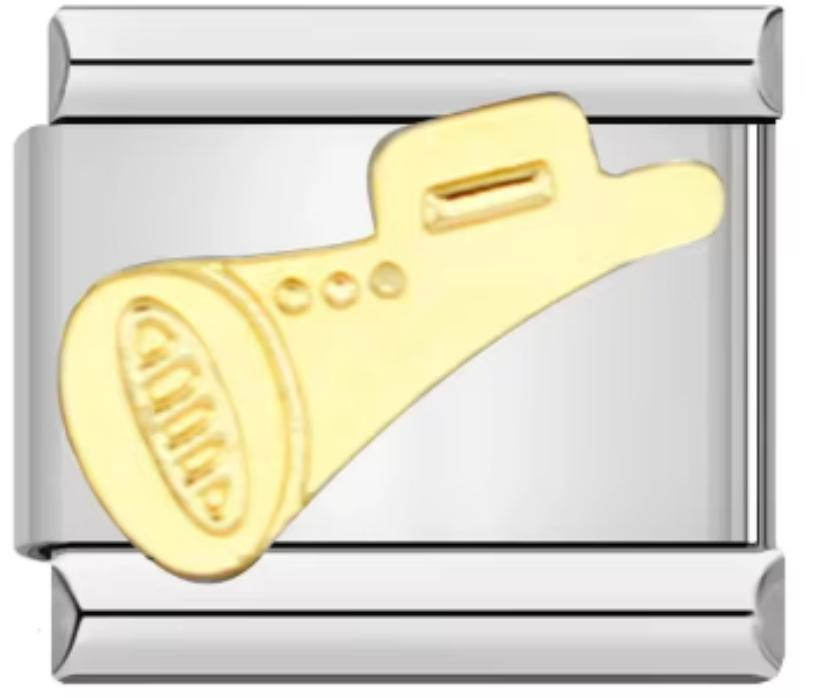 Charm Italiano Trompeta Dorada