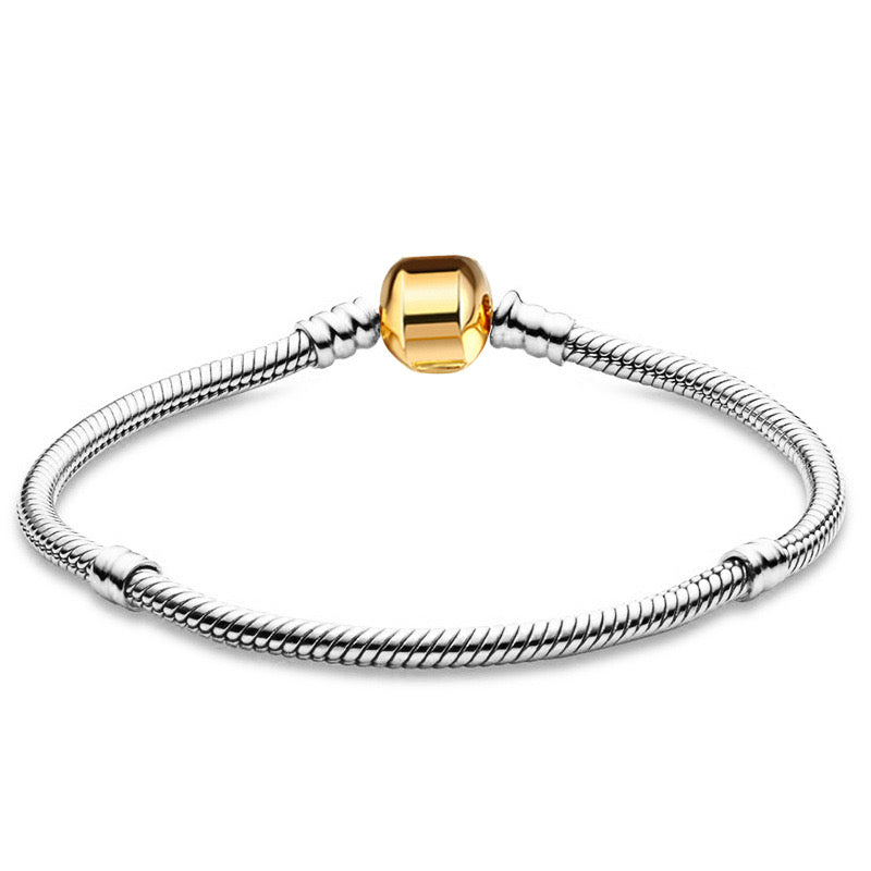 Pulsera Plateada Con Cierre De Barril