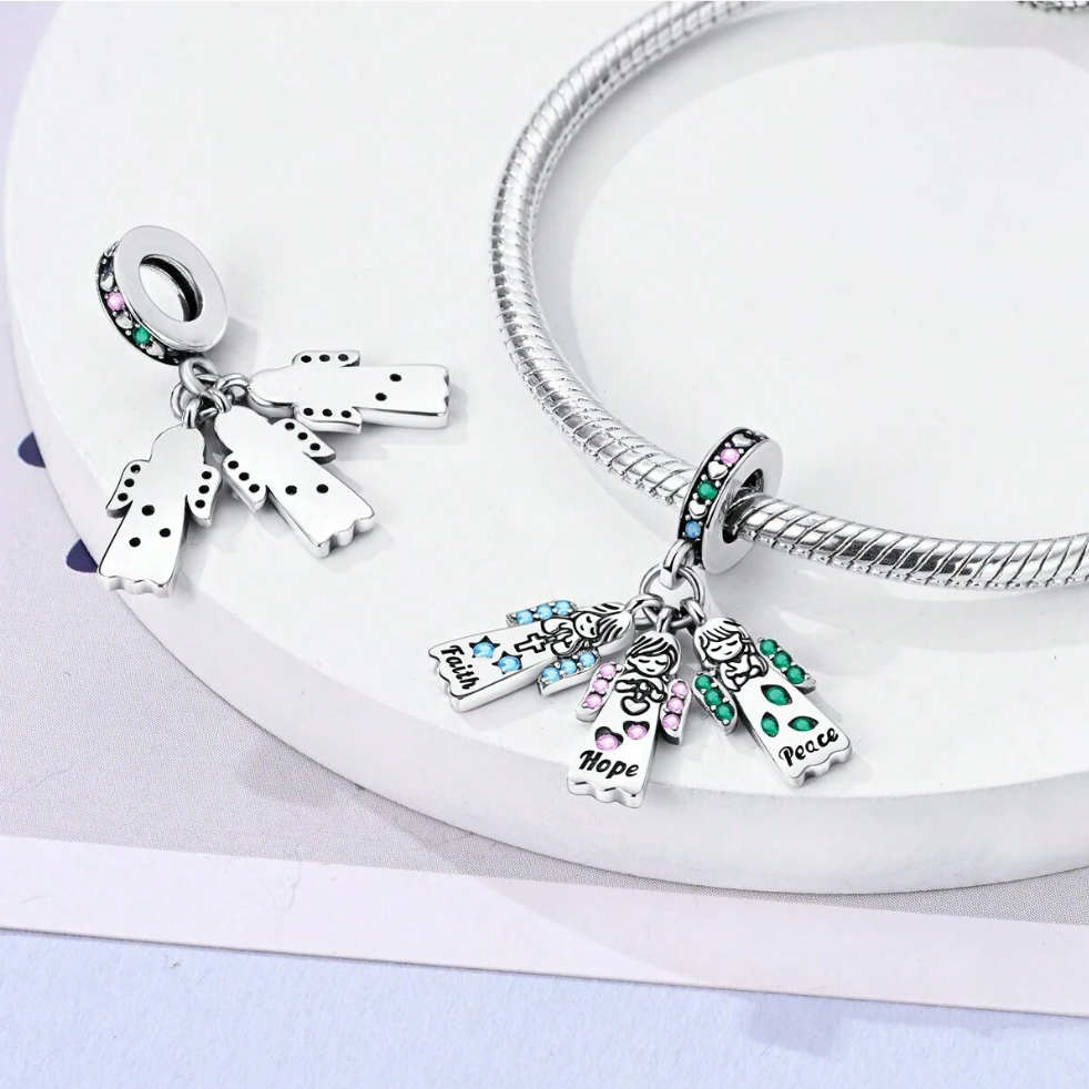 Charm Ángeles "Faith, Hope y Peace"