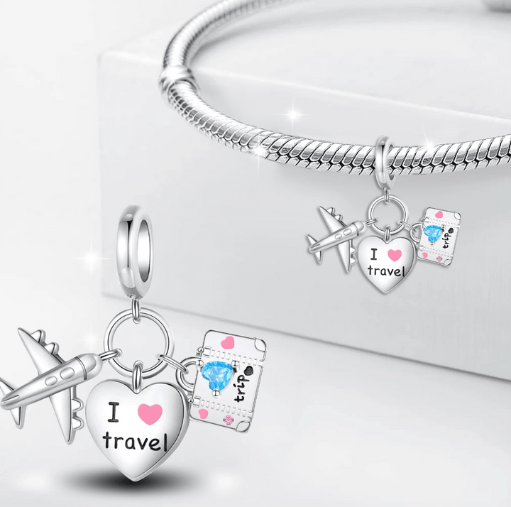 Charm Avión, Corazón 'I Love Travel' y Maleta