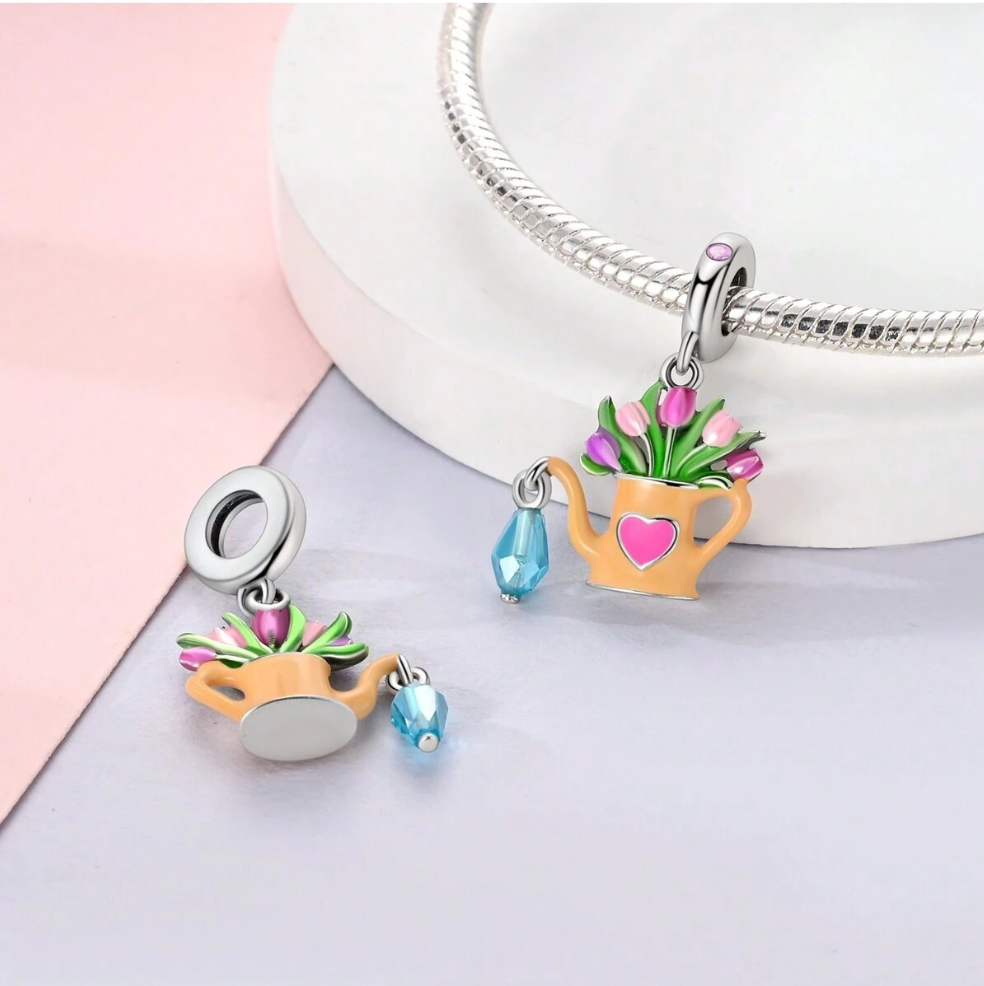 Charm Regadera "Jardín del Amor"