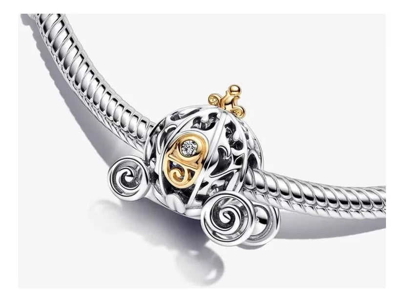 Charm Carroza Dorado & Plateado