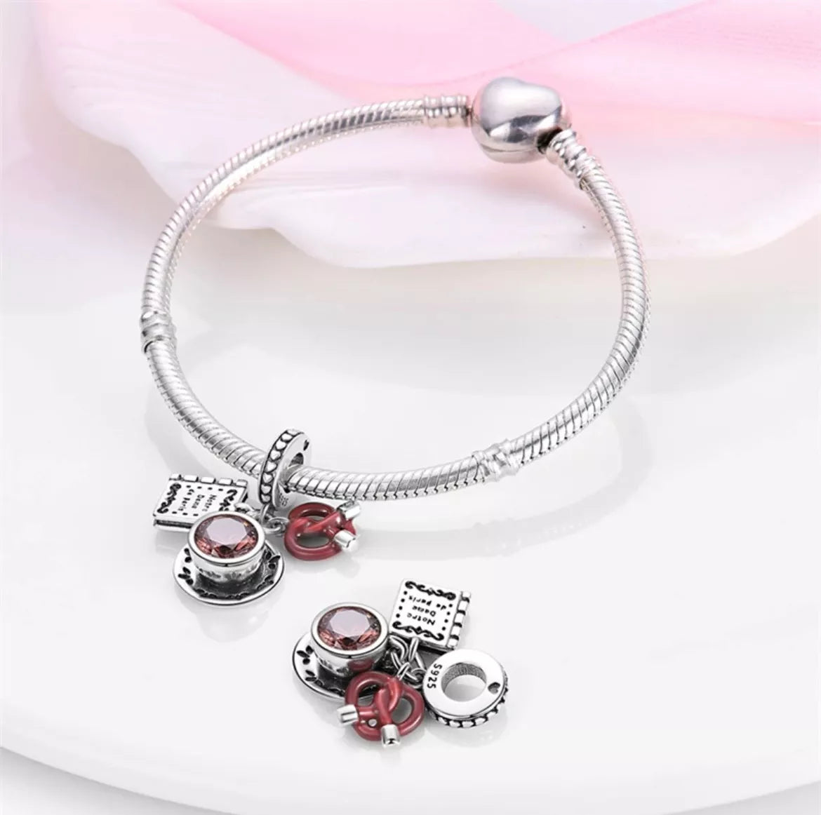 Charm Notre Dame de Paris