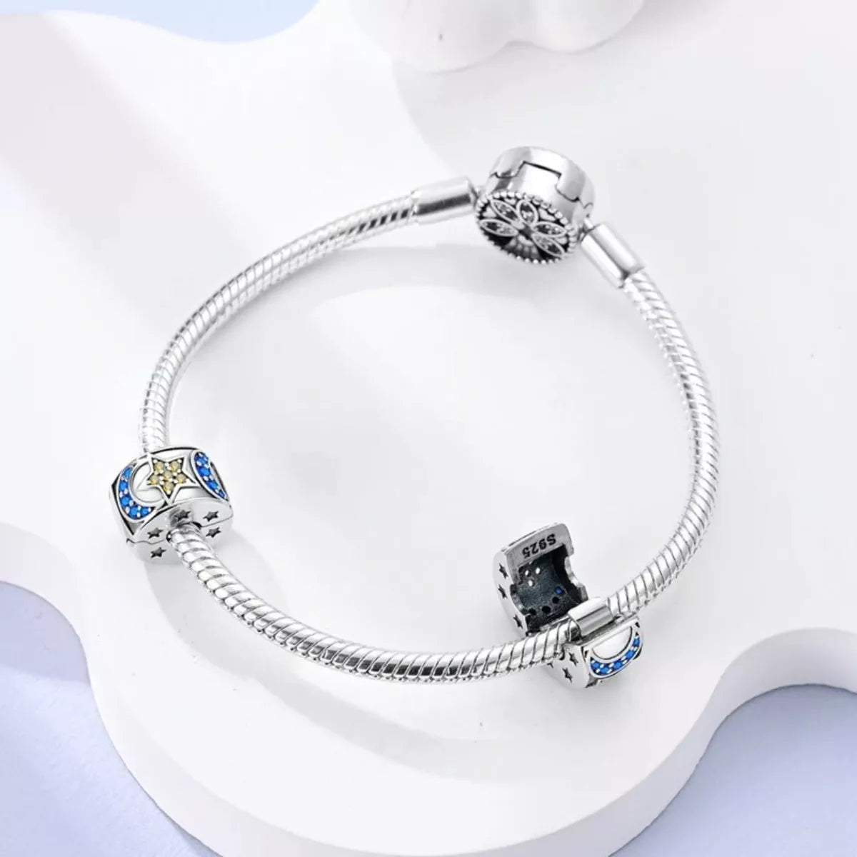 Clip Luna y Estrellas Diamantados