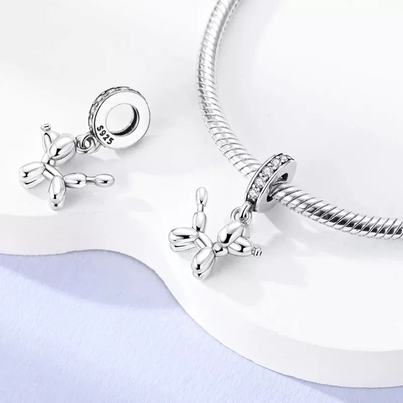 Charm Globo de Perrito Plateado