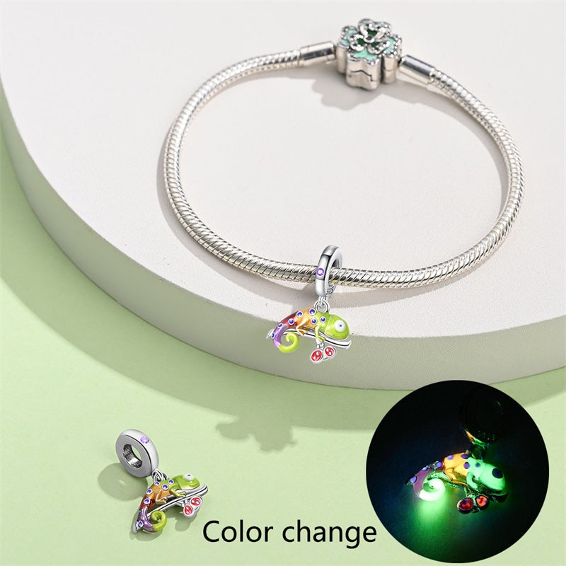 Charm Camaleon Verde Fluorescente