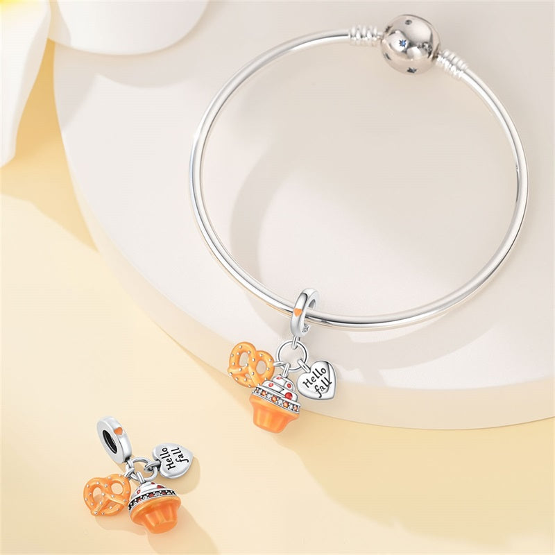 Charm Pastelito & Pretzel