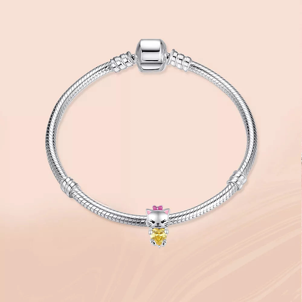 Charm Gatito y Corazón Amarillo