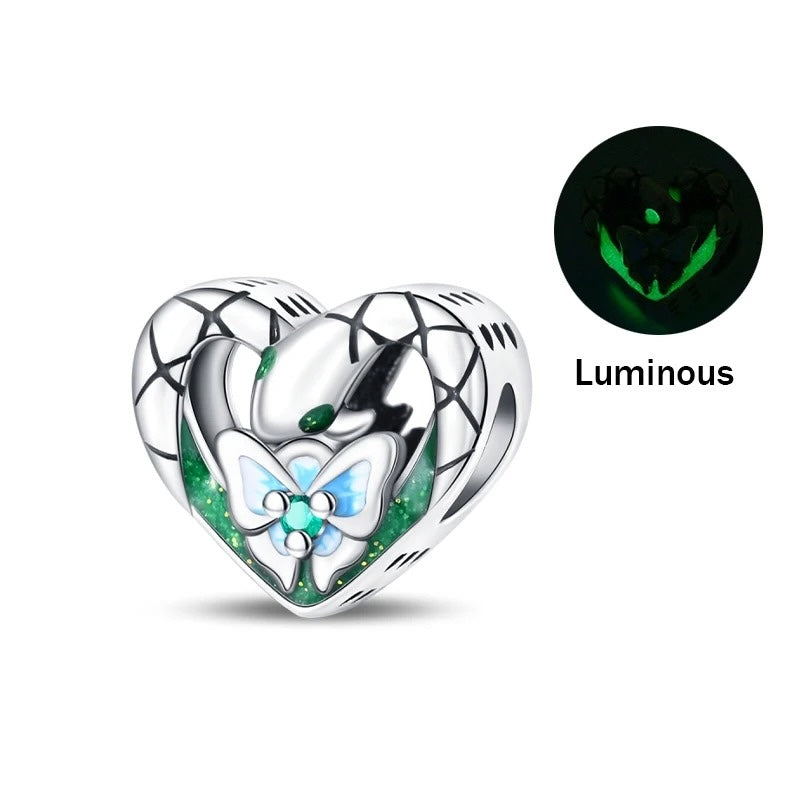 Charm Corazón de Serpiente y Mariposa