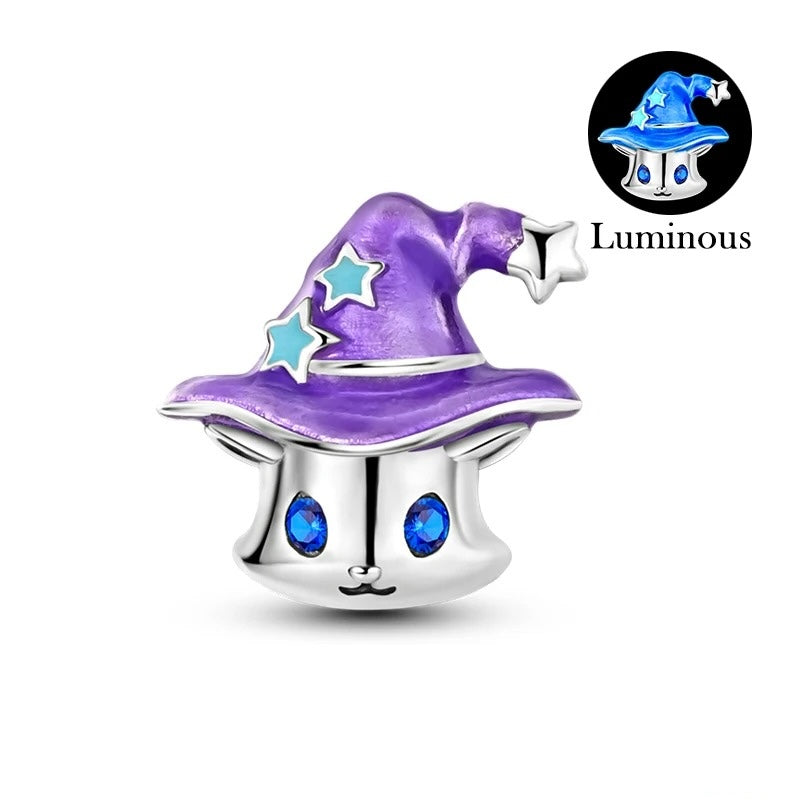 Charm Gatito Mago Fluorescente