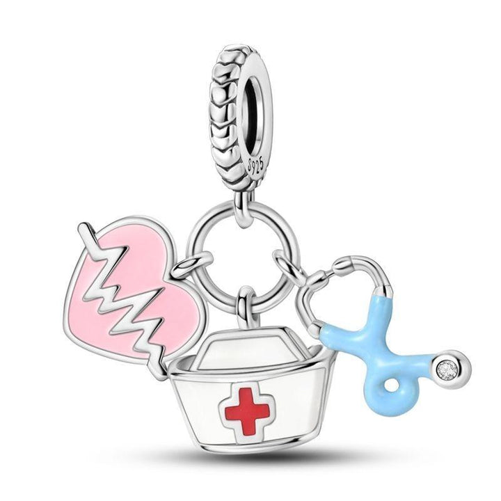 Charm Corazón de Médico y Estetoscopio
