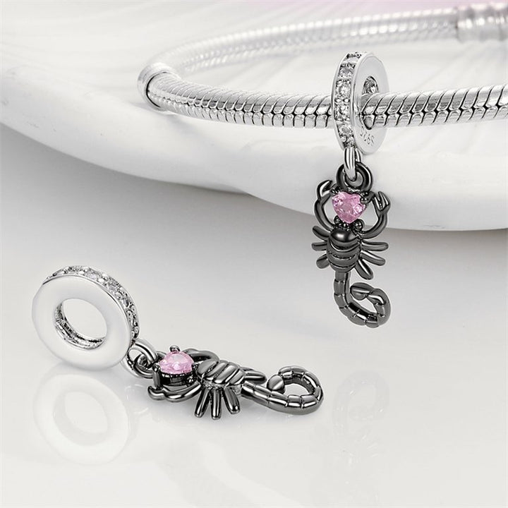 Charm Alacran "Corazon Rosa"