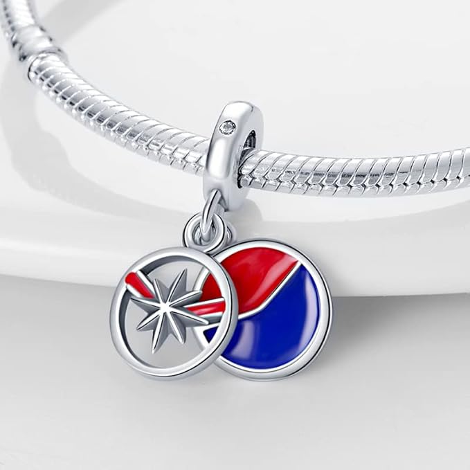 Charm Estrella de Capitana Marvel