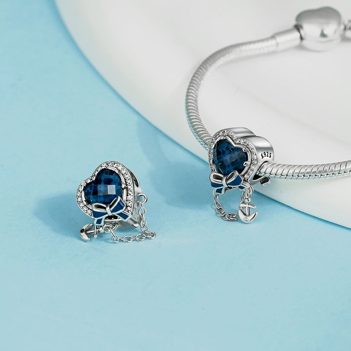 Charm Corazon del Mar