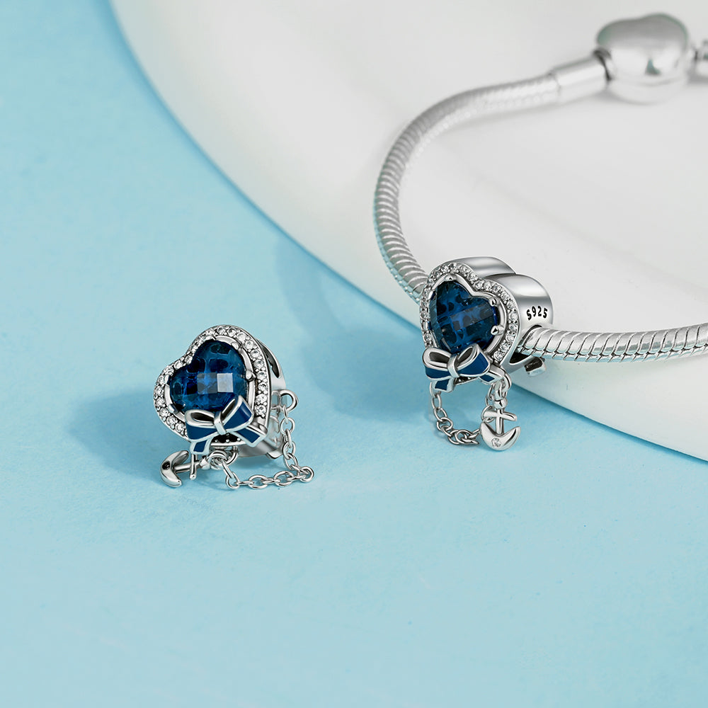 Charm Corazon del Mar