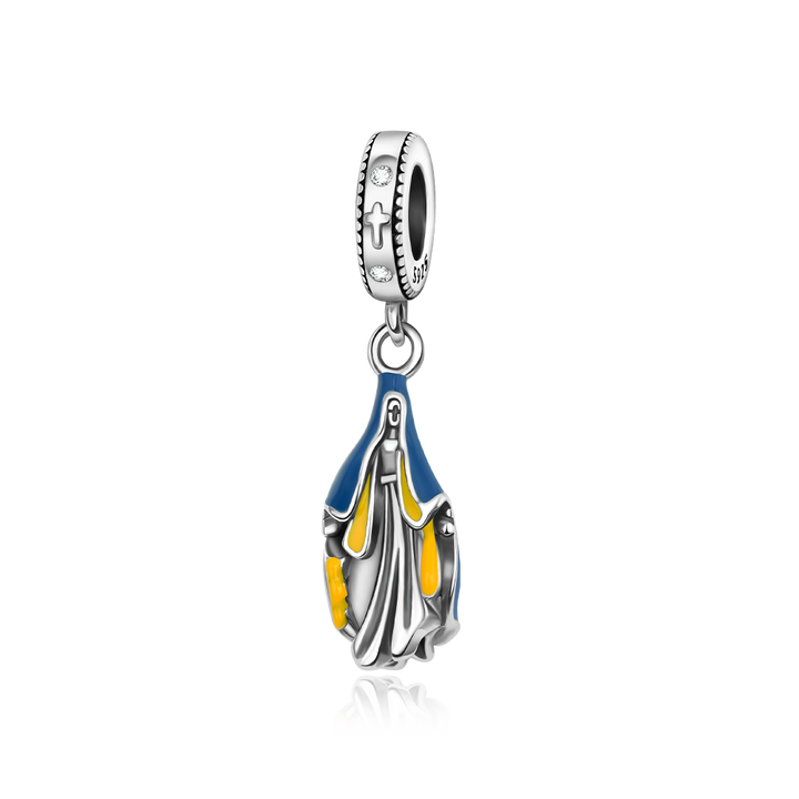 Charm Virgen