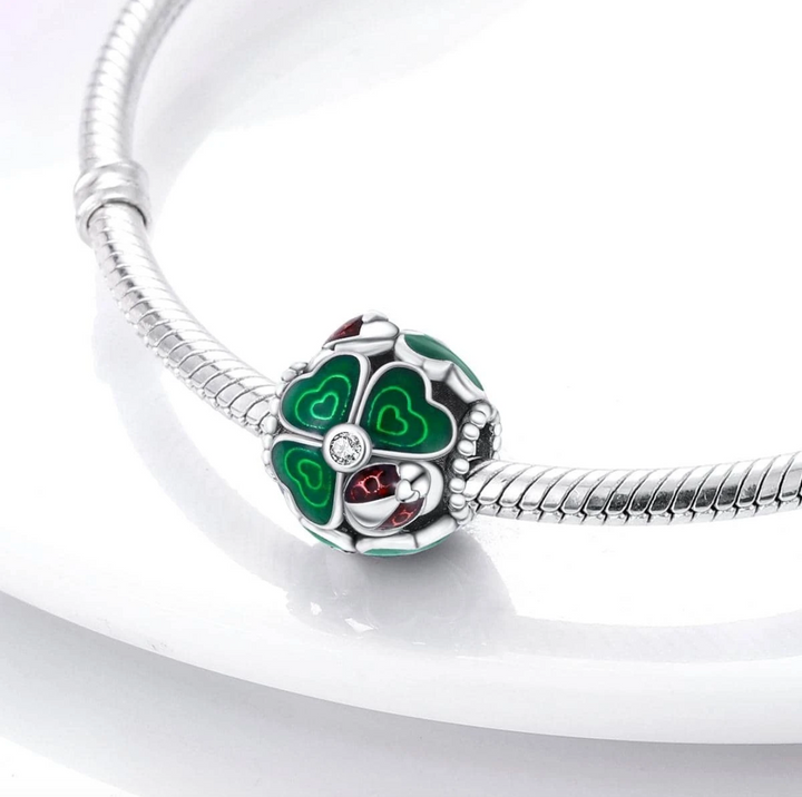 Charm Trebol & Mariquita