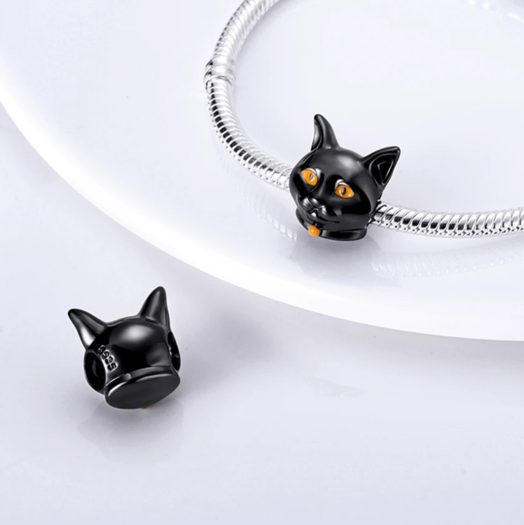 Charm Cabeza de Gato Negro