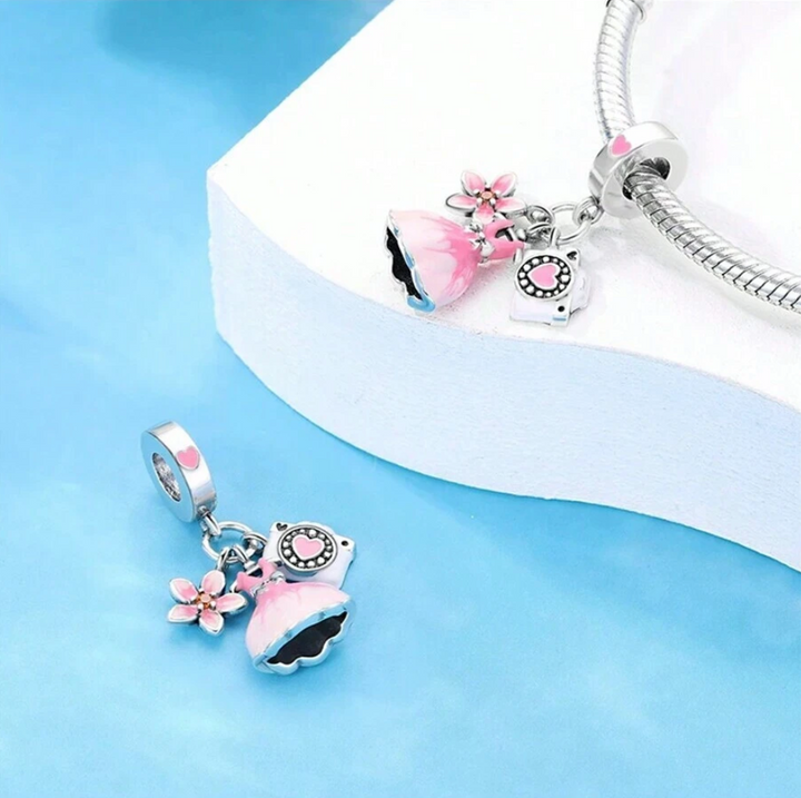 Charm Mujer Bella "Verano"
