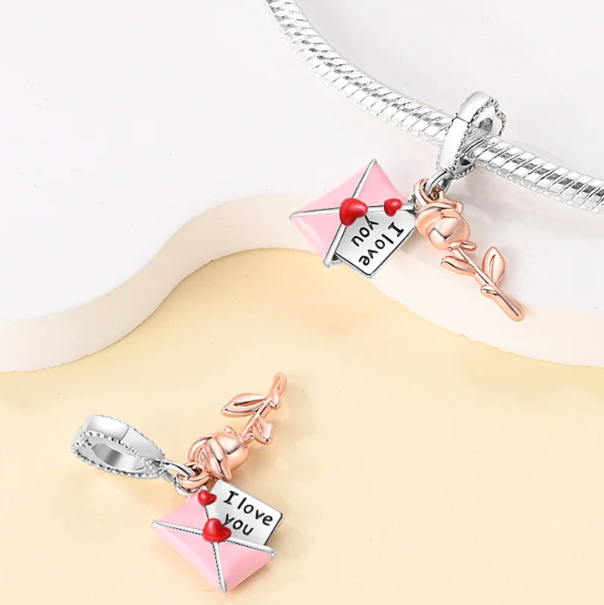 Charm Rosa & Carta "I Love U"