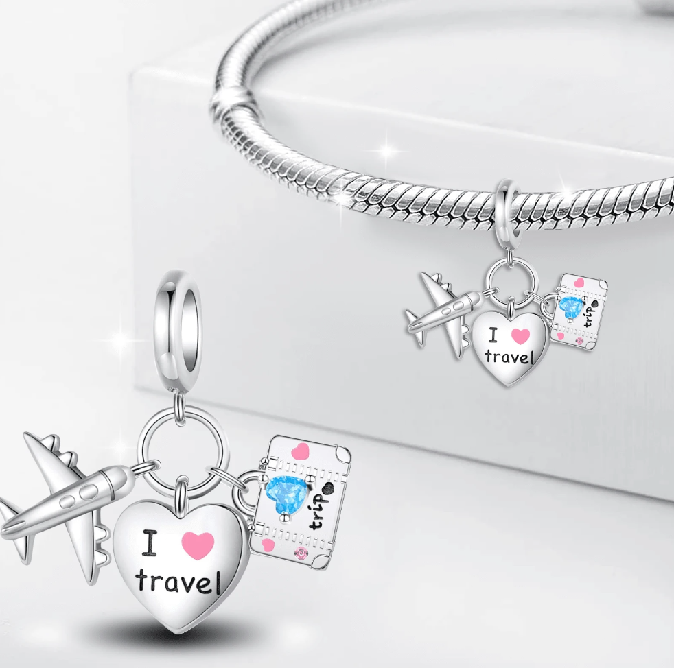 Charm Avion, Corazon "I Love Travel" & Maleta