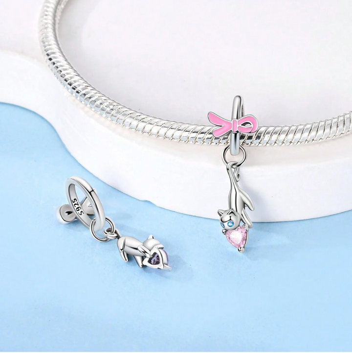 Charm Gatito Alegre y Corazón Rosa