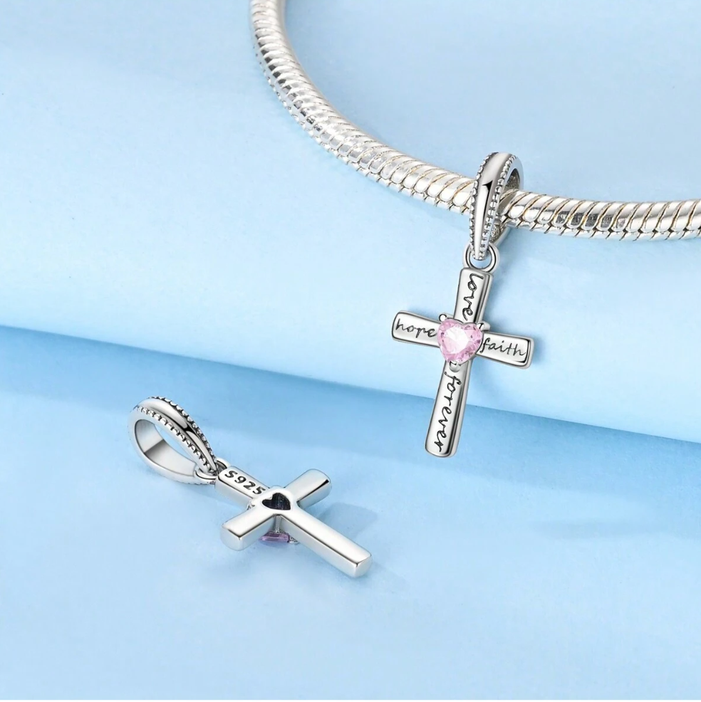 Charm Cruz del Amor