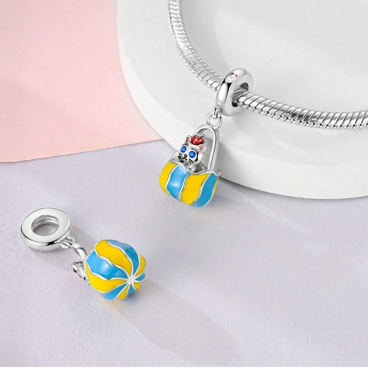 Charm Aventura Felina