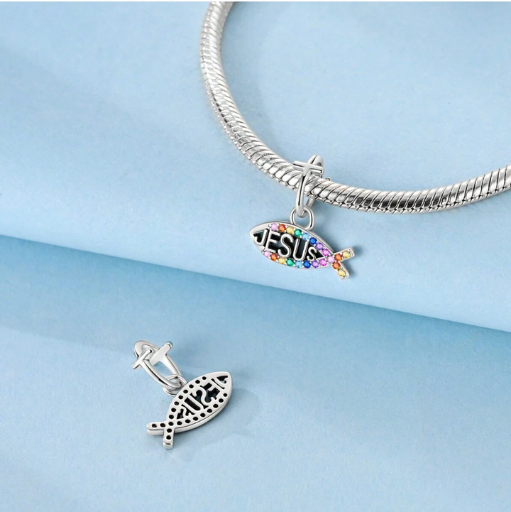 Charm Pez de Fe y Luz