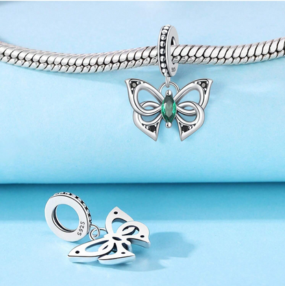 Charm Mariposa y Prisma Verde