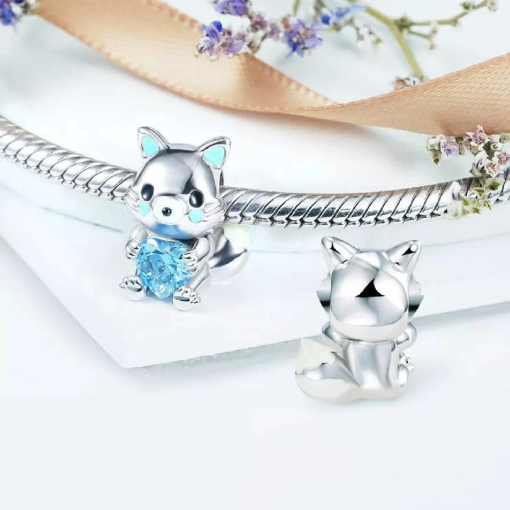 Charm Zorro con Corazón Azul