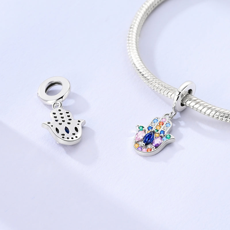 Charm Hamsa con Zirconias