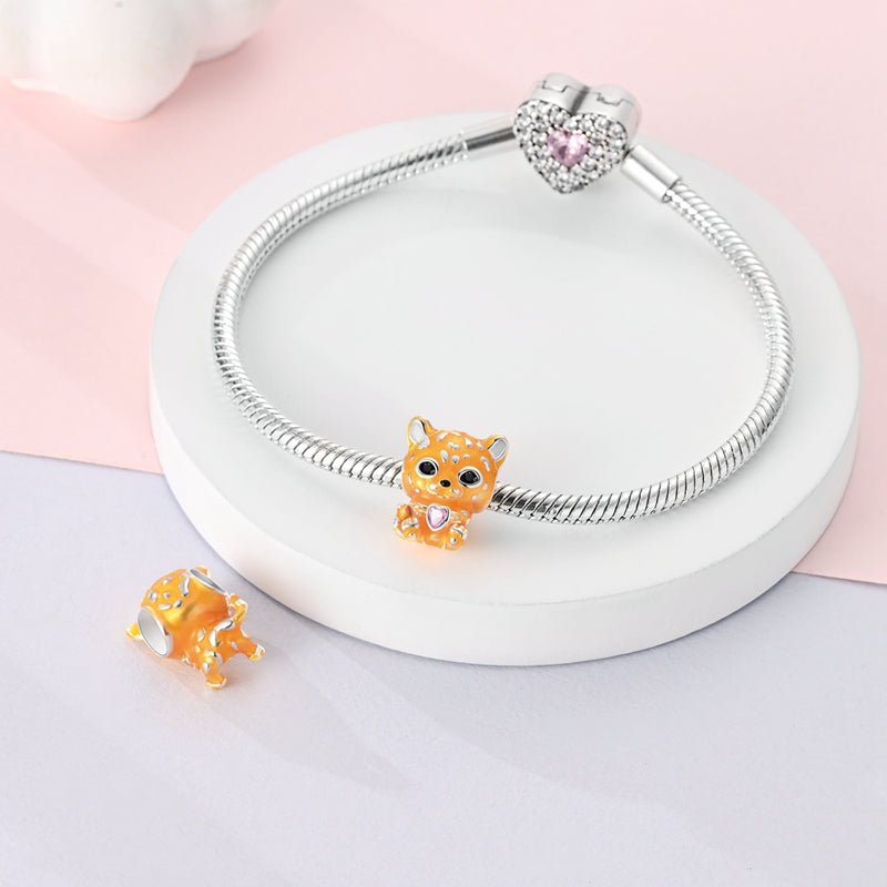 Charm Tigre