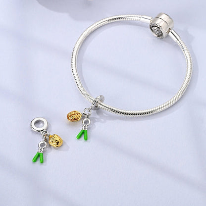 Charm Nuez