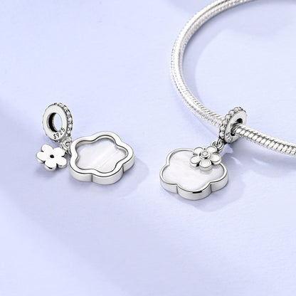 Charm Flor Color Perla