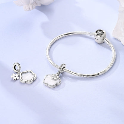 Charm Flores Blancas