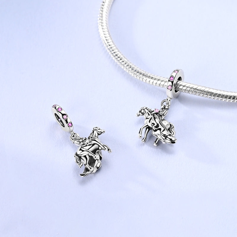 Charm Boda A Caballo