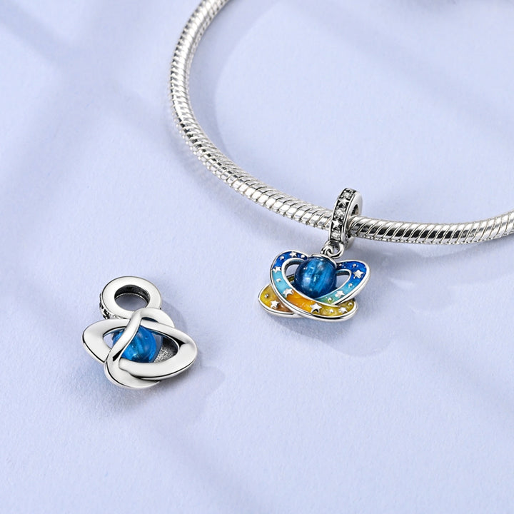 Charm Planeta