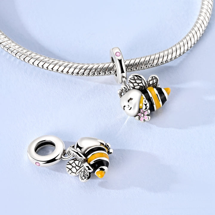 Charm Abeja