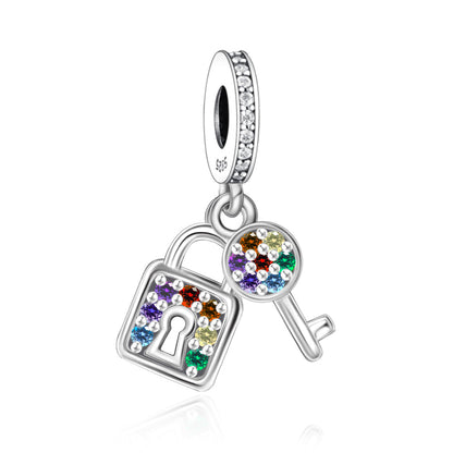 Charm Candado & Llave Arcoiris