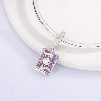 Charm Carta The Magician