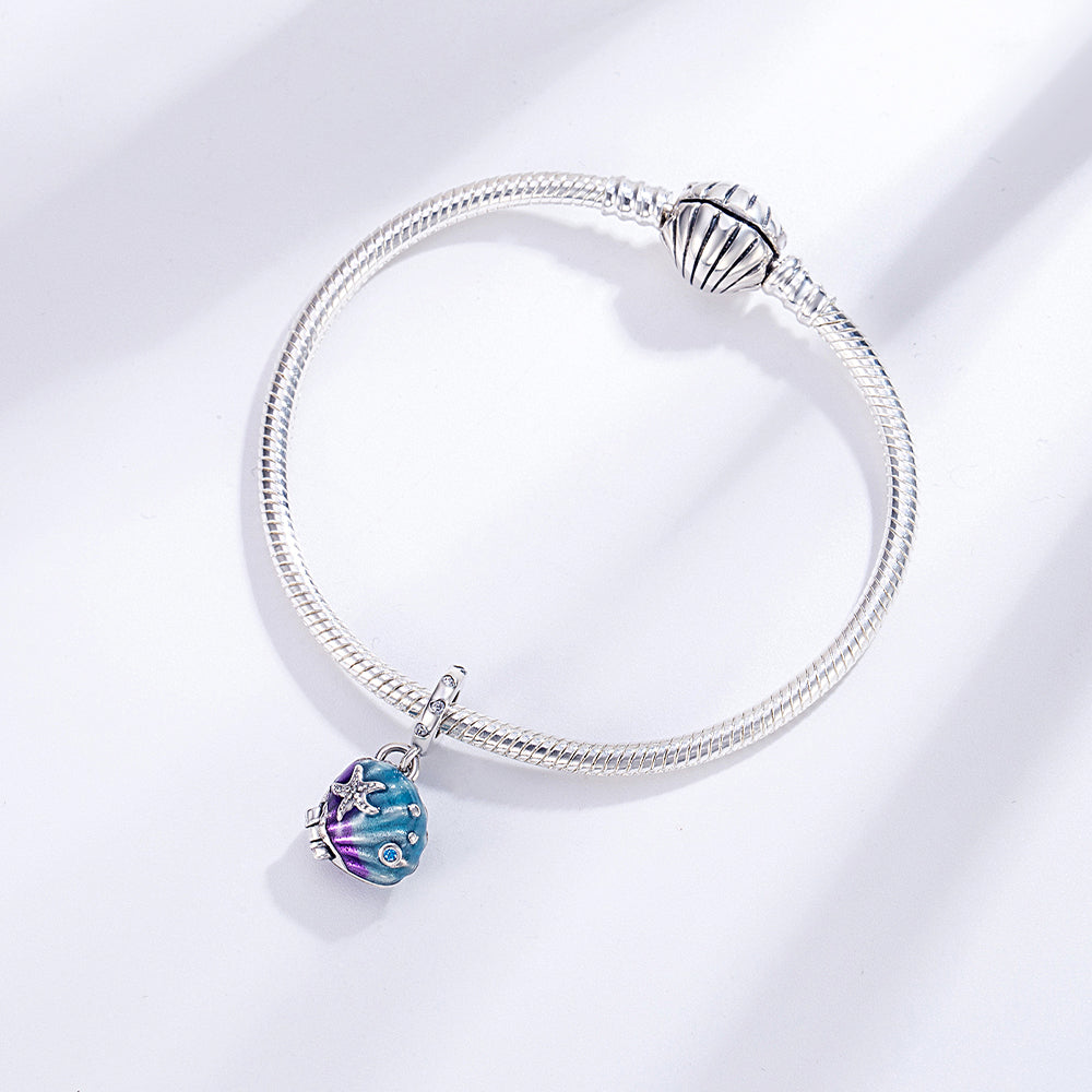 Charm Caracola