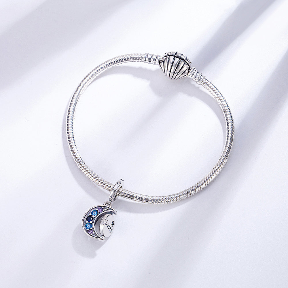 Charm Luna "Lucky"