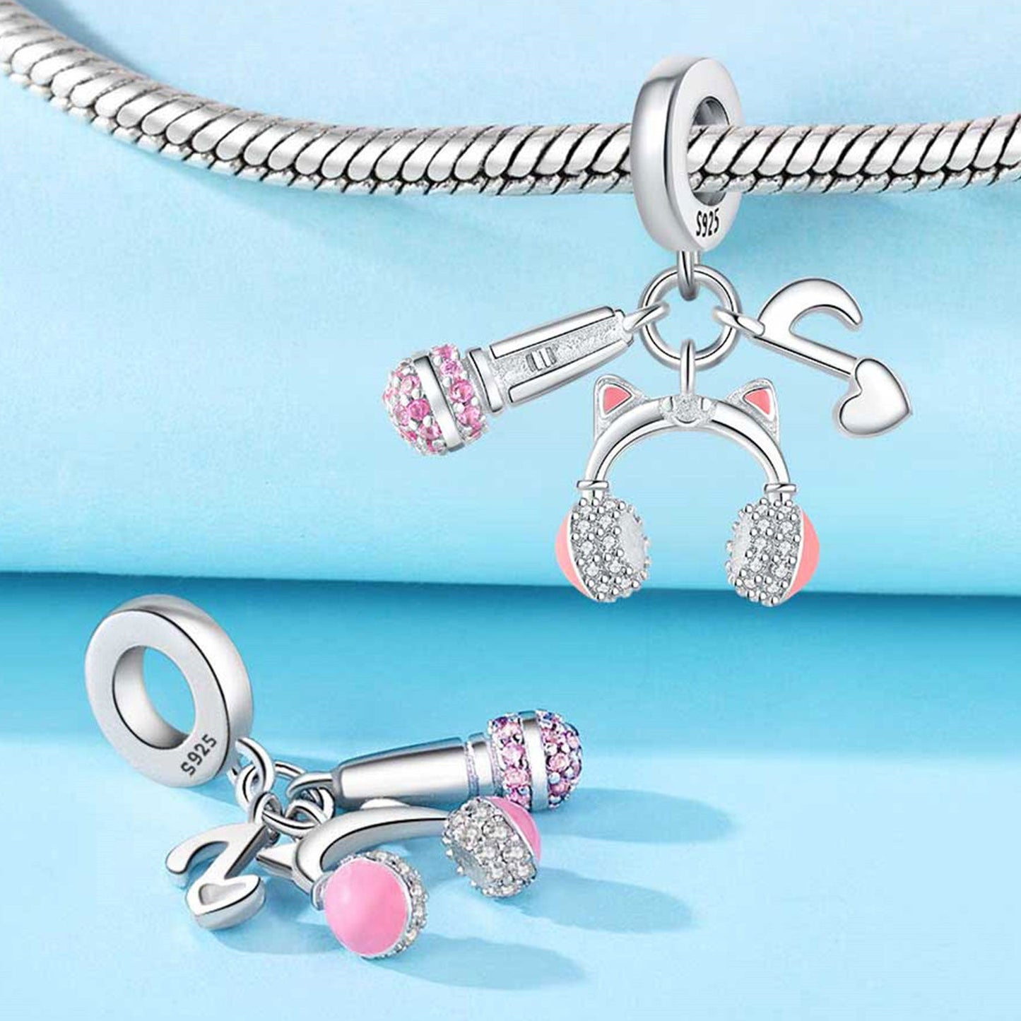 Charm Microfono, Audifonos & Nota Musical