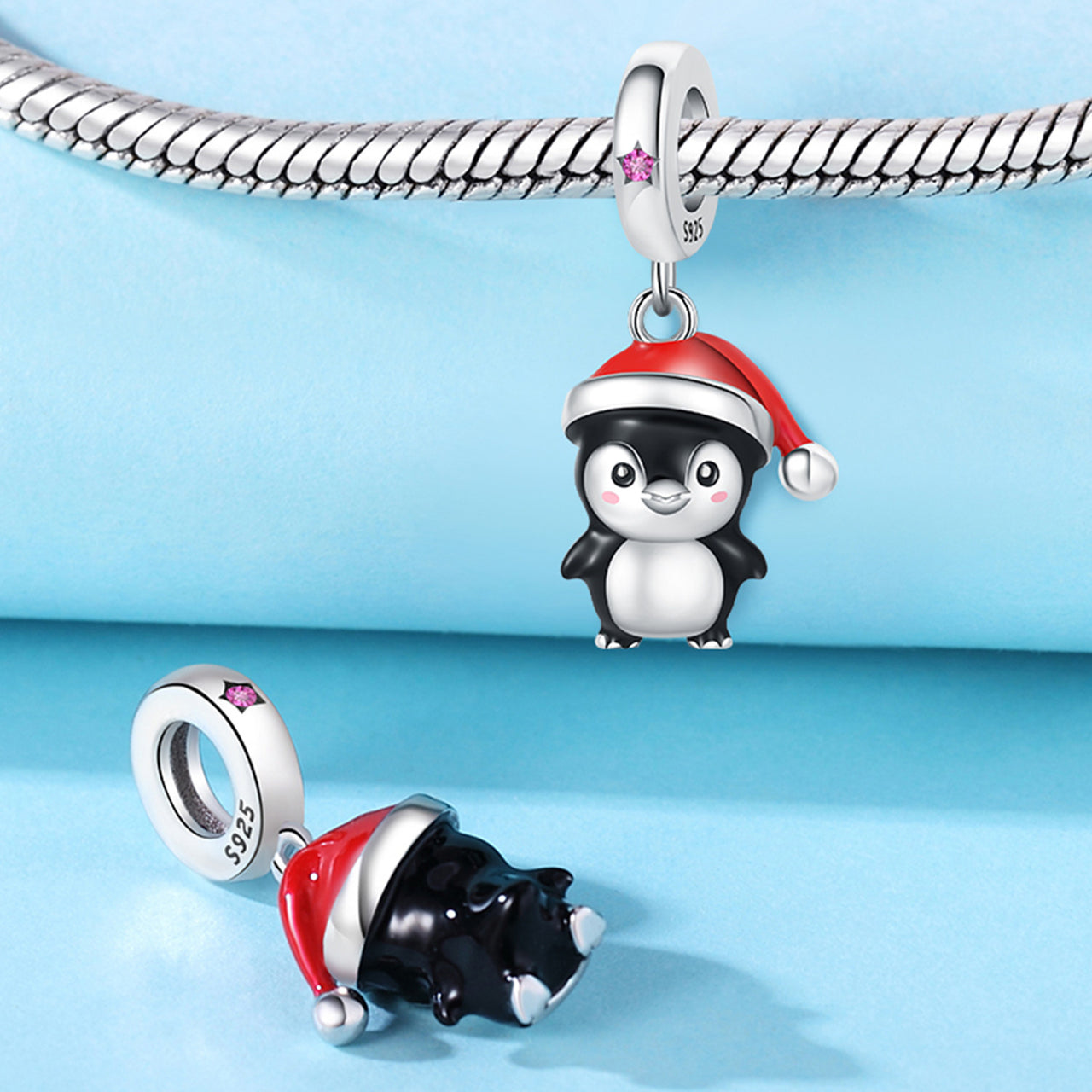 Charm Pingüino de Navidad