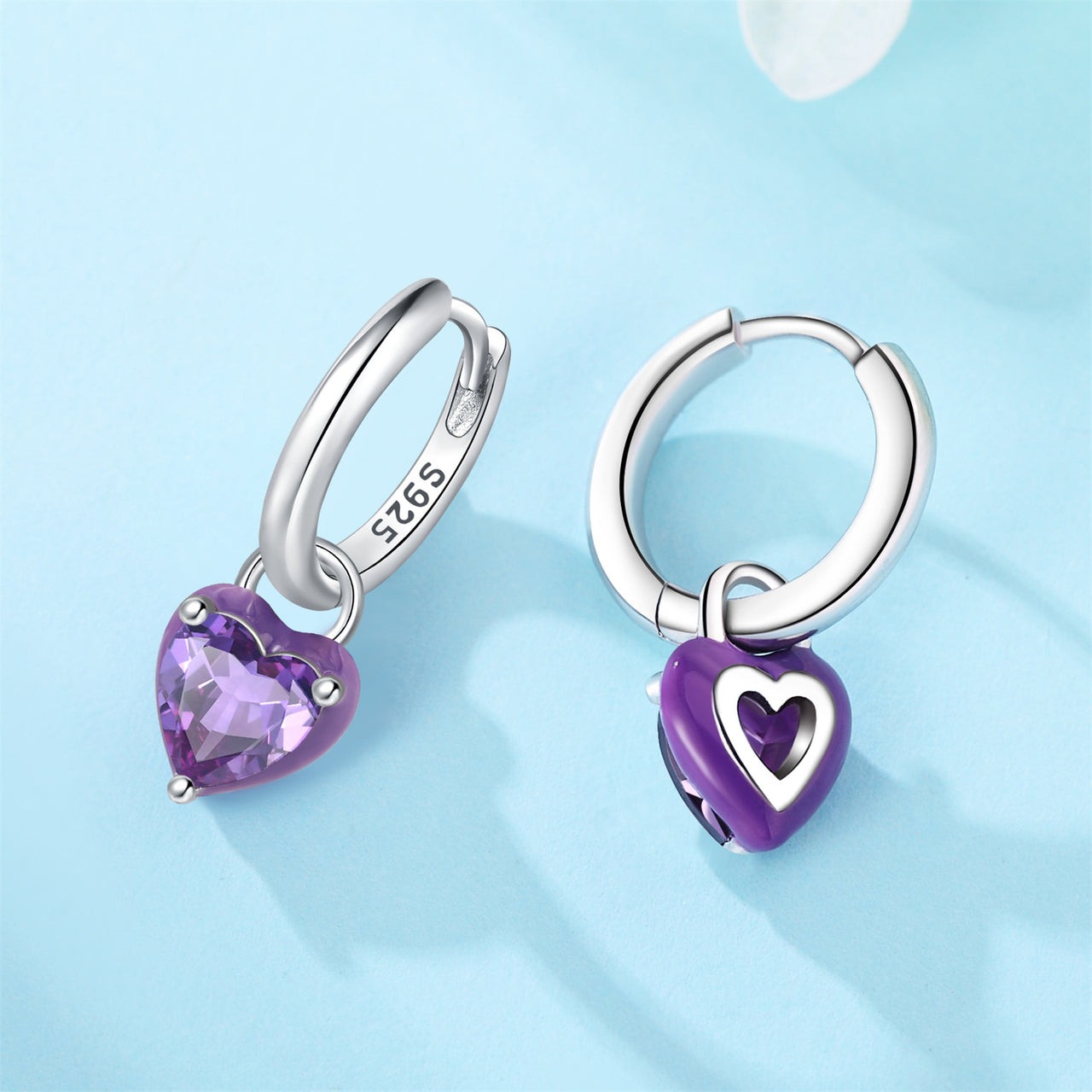 Aretes Corazón Morado "Amor Púrpura"